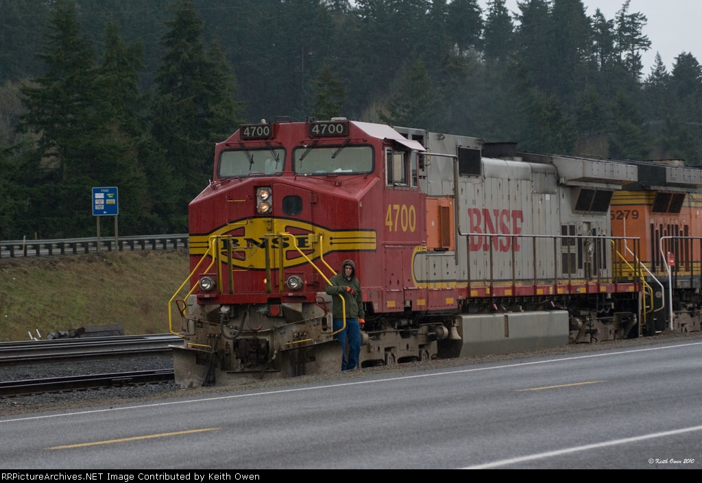 BNSF 4700